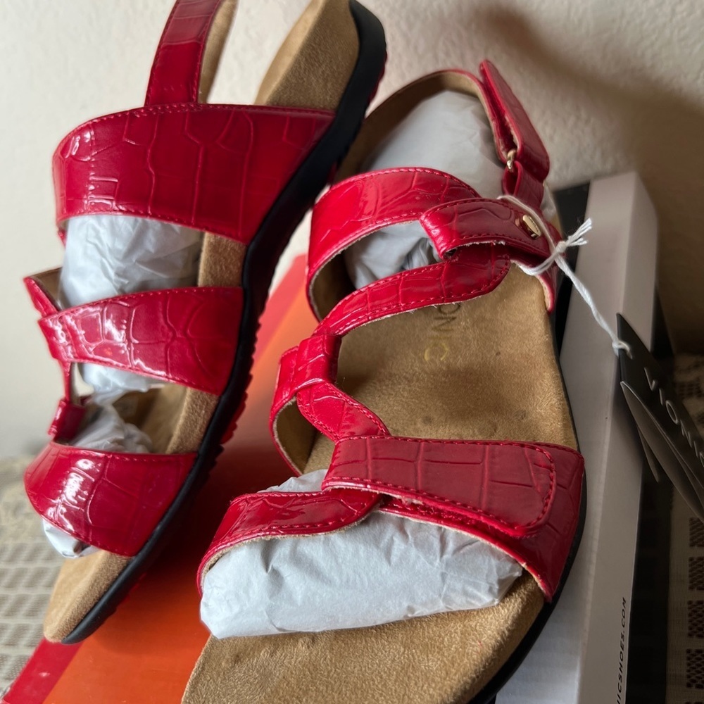 Vionic Red Strappy Comfort Sandals - Picture 3 of 6